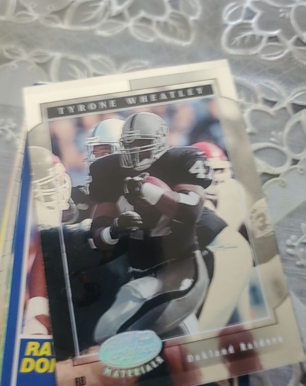 2001 Fleer Premium #120 Tyrone Wheatley — front