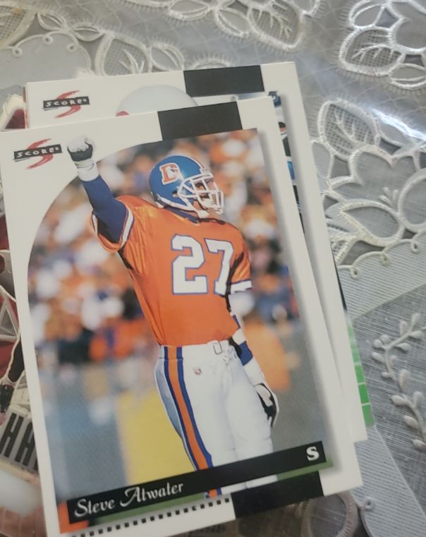 1996 Score #209 Steve Atwater — front