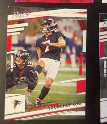 2022 Panini Prestige #18 Younghoe Koo — front