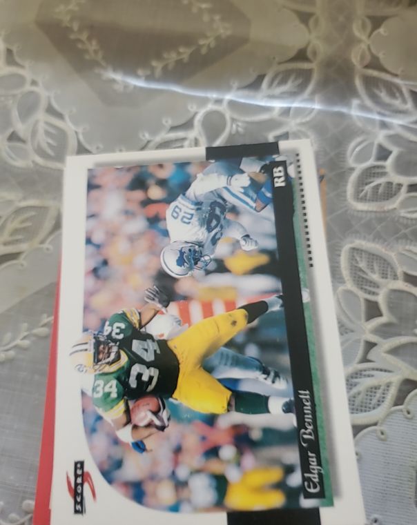1996 Score #121 Edgar Bennett — front