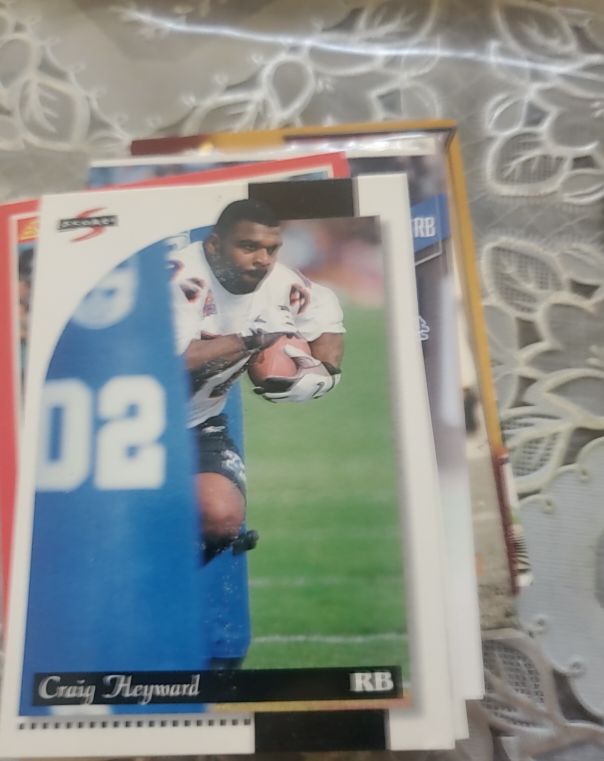 1996 Score #149 Craig Heyward — front