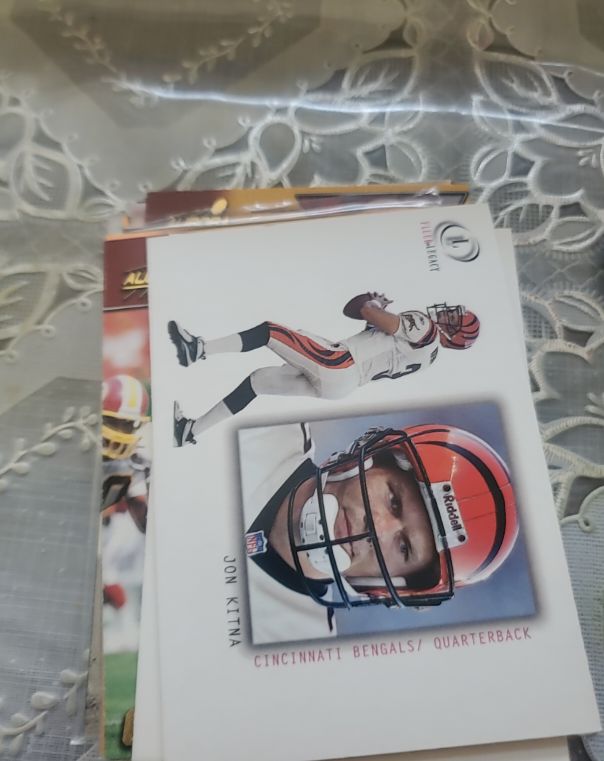 1999 Leaf Limited Jon Kitna Cincinnati Bengals #N/A — front