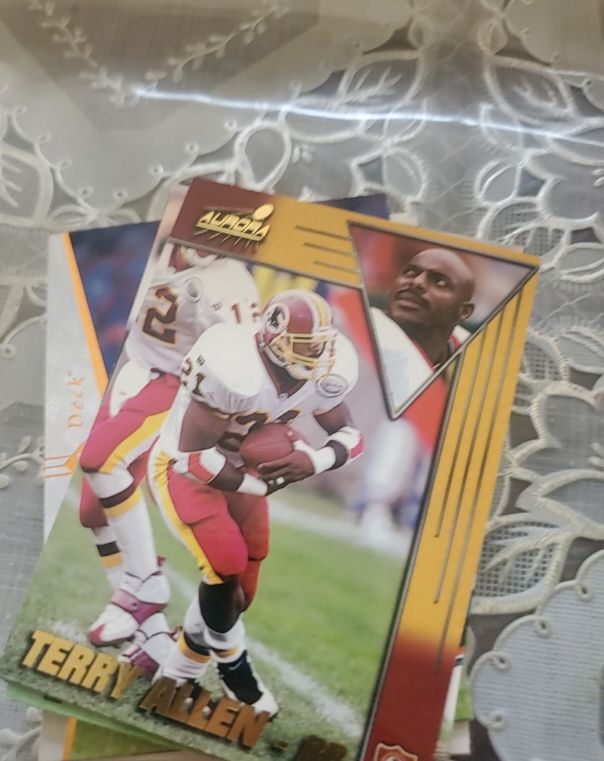 1995 Pacific #15 Terry Allen — front