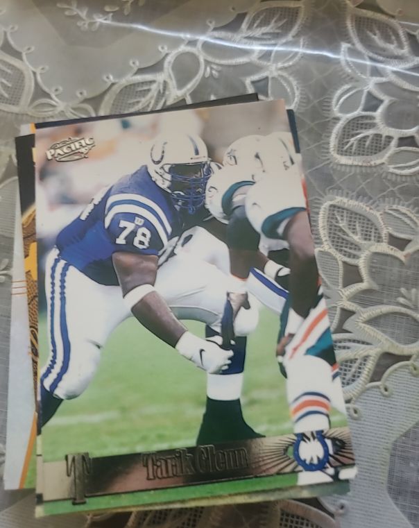 1999 Pacific #78 Tarik Glenn — front