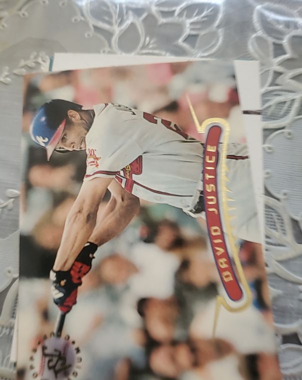 1996 Topps Stadium Club #159 David Justice — front
