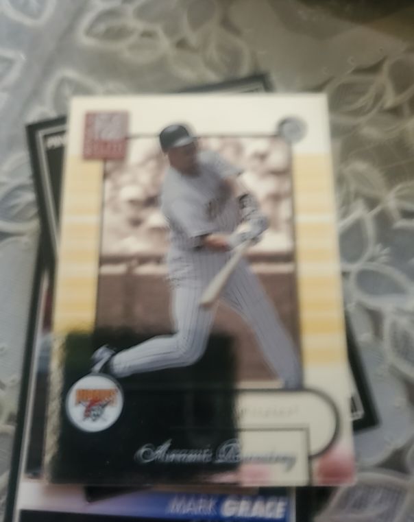 1999 Pacific Private Stock #1 Mark Grace — front