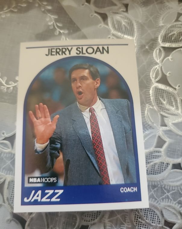 1989-90 NBA Hoops #267 Jerry Sloan — front