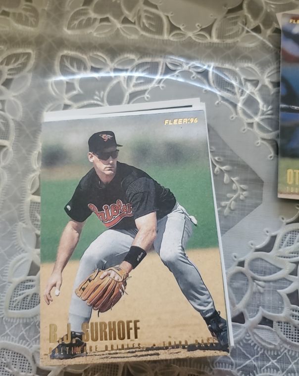 1996 Fleer #16 B.J. Surhoff — front