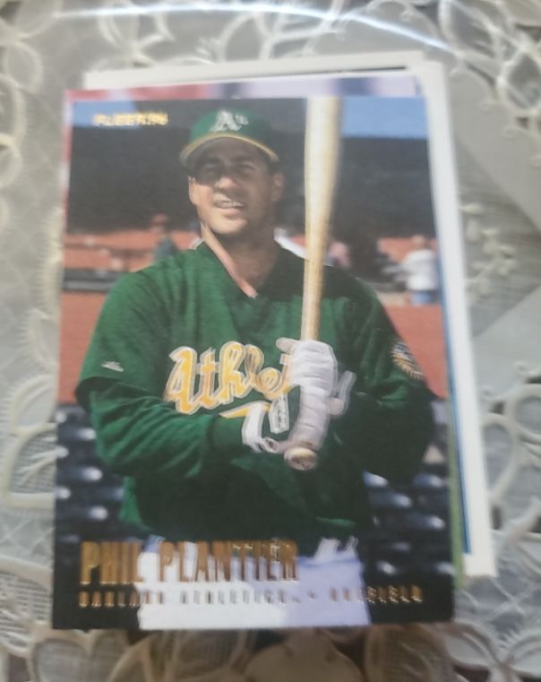 1996 Fleer Update #U75 Phil Plantier — front