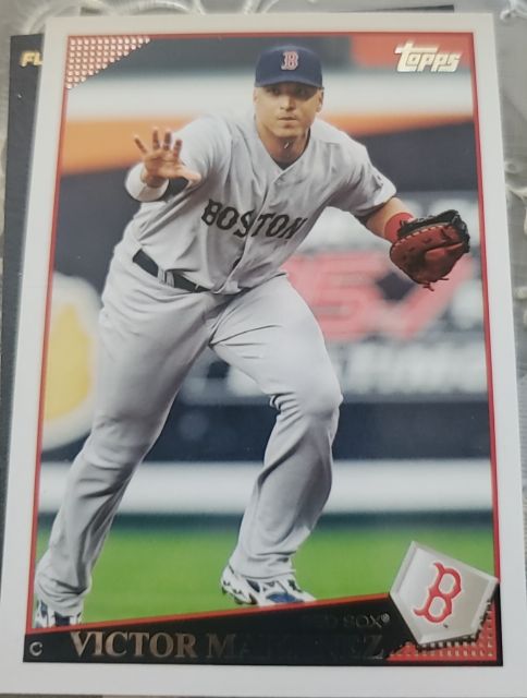 2010 Topps #30 Victor Martinez — front