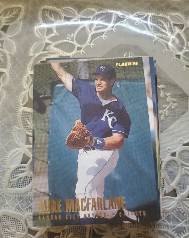 1996 Fleer Update #U41 Mike Macfarlane — front