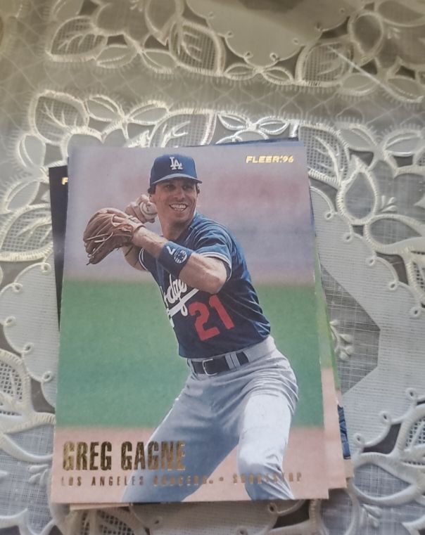 1996 Fleer Update #U143 Greg Gagne — front
