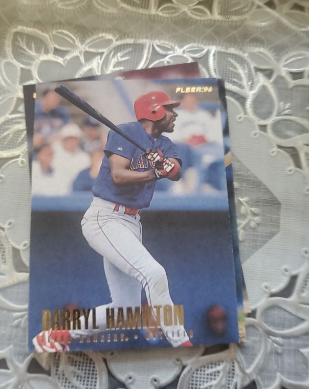 1996 Fleer Update #U89 Darryl Hamilton — front