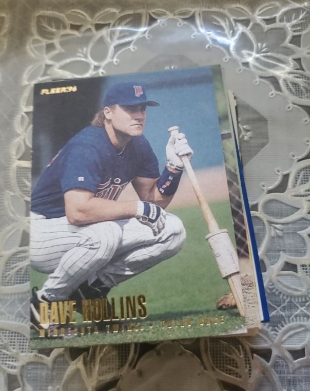 1996 Fleer Update #U54 Dave Hollins Minnesota Twins — front