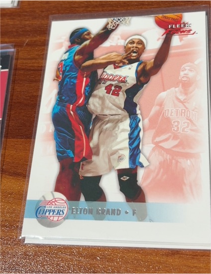 2003-04 Fleer Focus #120 Elton Brand — front