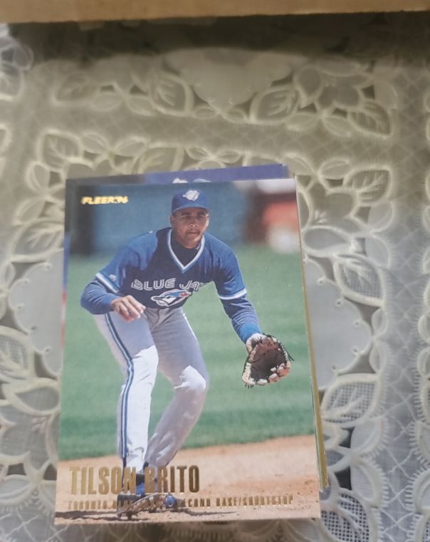 1996 Fleer Update #U96 Tilson Brito — front