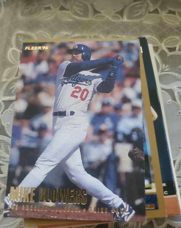 1996 Fleer #426 Mike Blowers — front