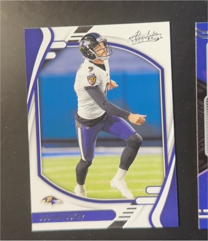 2021 Panini Absolute #30 Lamar Jackson — front