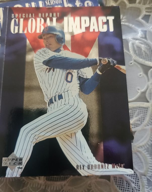 1996 Upper Deck #184 Rey Ordonez Special Report Global Impact — front
