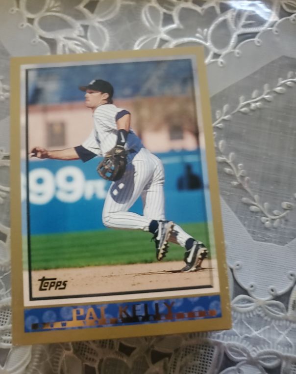 1998 Topps #61 Pat Kelly — front
