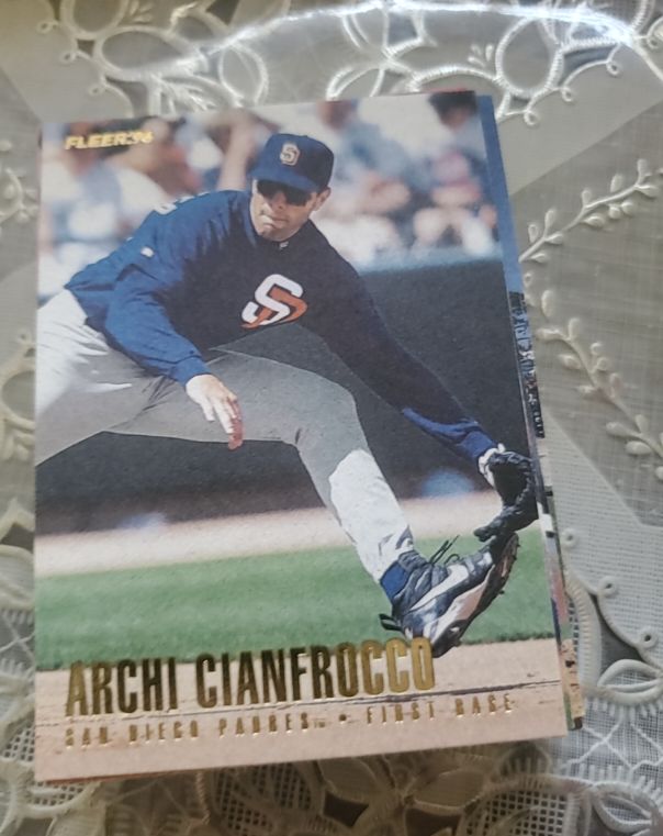 1996 Fleer Update #U196 Archi Cianfrocco San Diego Padres — front