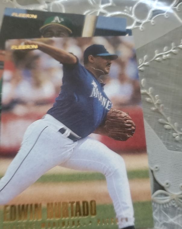 1996 Fleer Update #U80 Edwin Hurtado — front