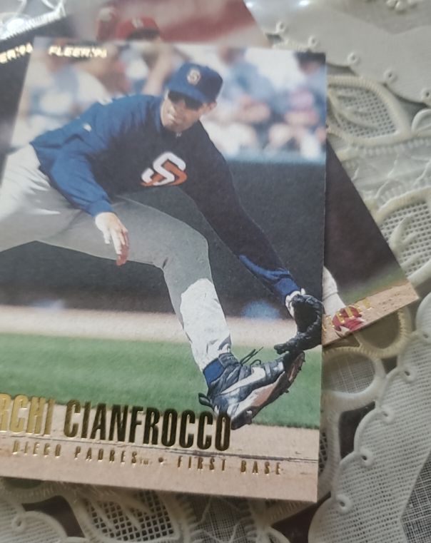 1994 Fleer Ultra #574 Archi Cianfrocco — front