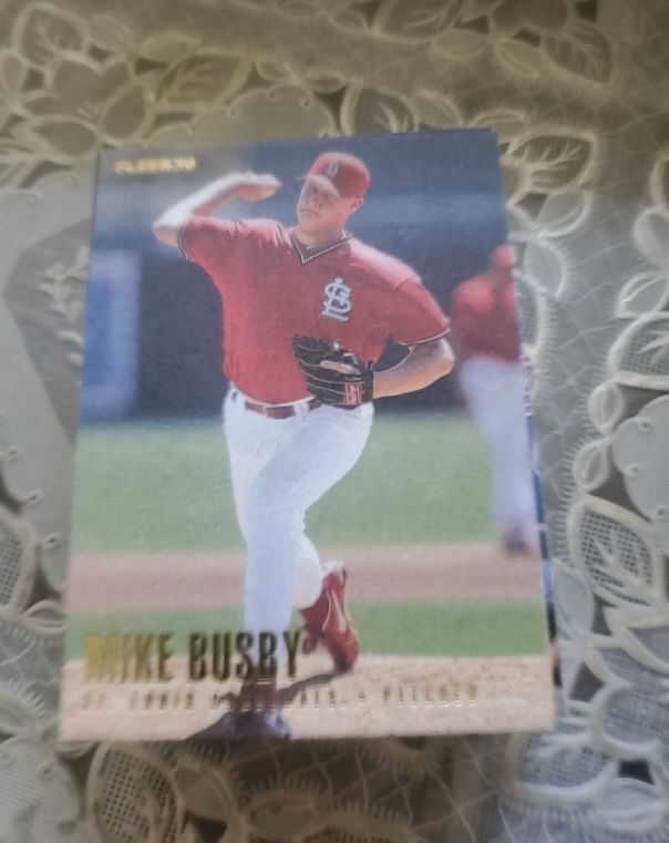 1996 Fleer Update #U185 Mike Busby — front