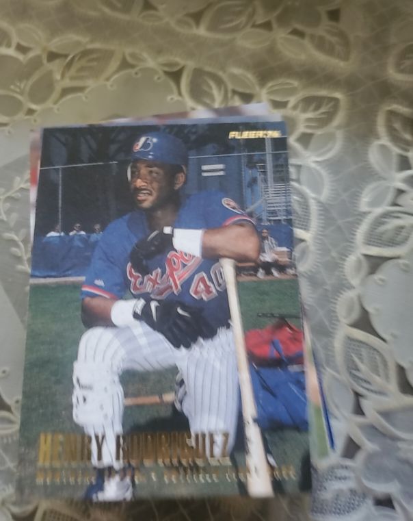 1996 Fleer Update #U151 Henry Rodriguez — front