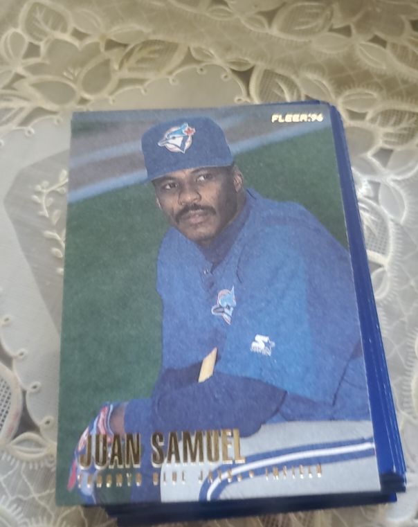 1996 Fleer Update #U103 Juan Samuel — front