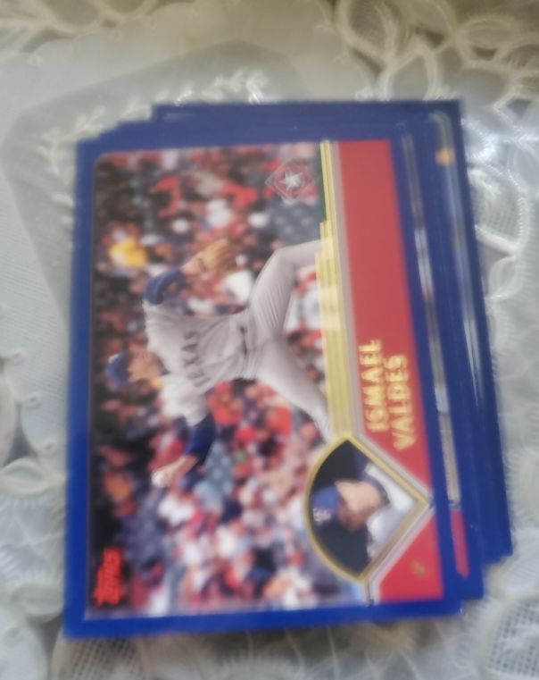 1997 Topps #7 Ismael Valdes — front