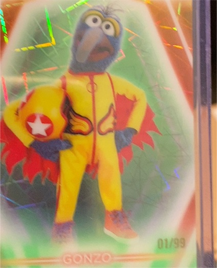 2026 Topps Disney Neon #191 Gonzo — front