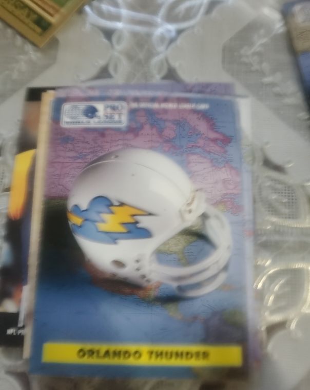 1991 Pro Set #7 Orlando Thunder — front