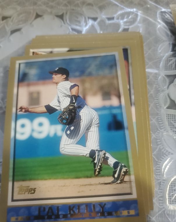 1998 Topps #61 Pat Kelly — front