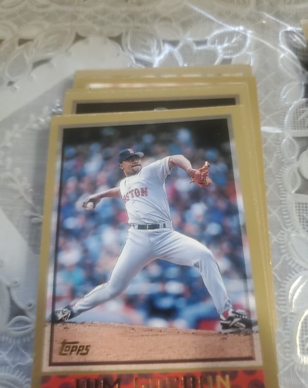 1998 Topps #64 Tom Gordon — front
