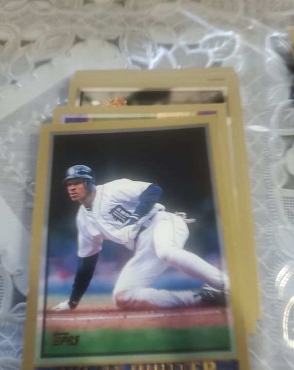 1998 Topps #34 Brian Hunter — front
