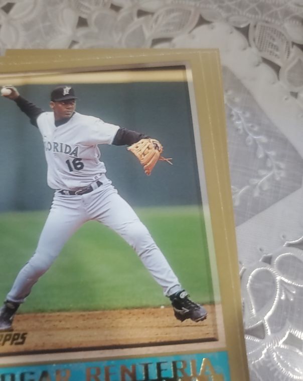 1998 Topps #93 Edgar Renteria — front