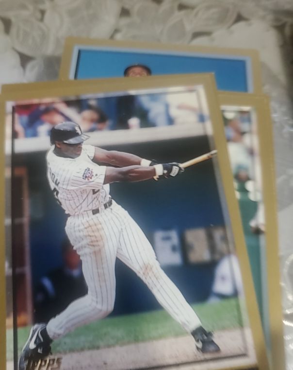 1992 Topps Gold Winner Frank Thomas — front