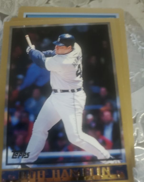 1998 Topps #195 Bob Hamelin — front
