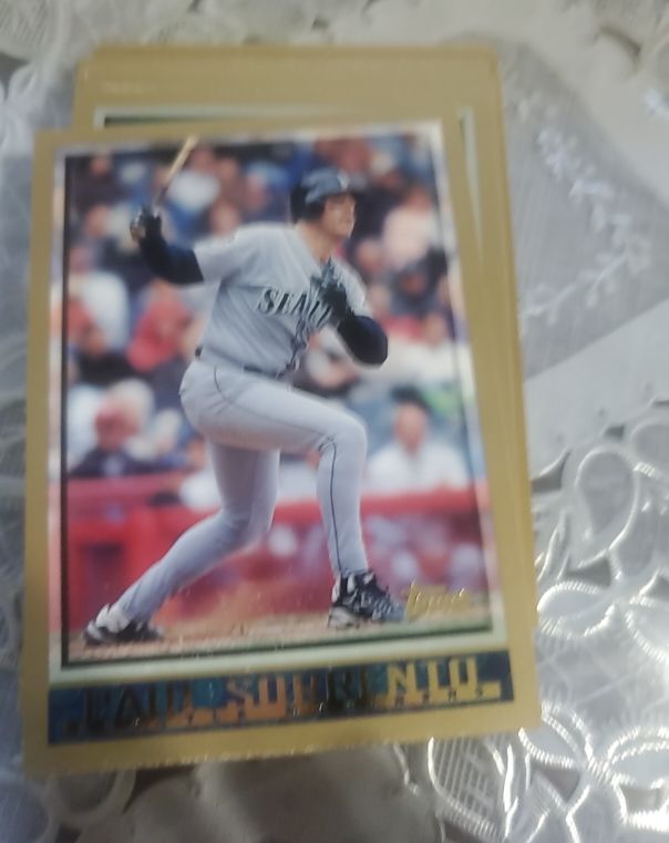 1998 Topps #111 Paul Sorrento — front