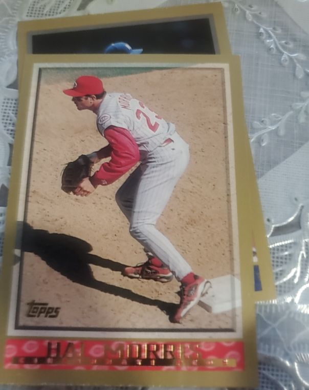 1998 Topps #177 Hal Morris — front