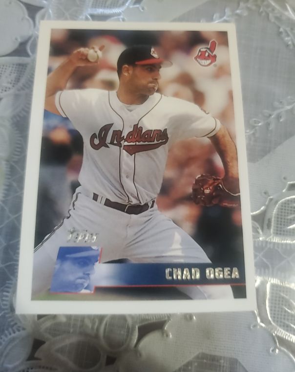 1996 Topps #358 Chad Ogea — front
