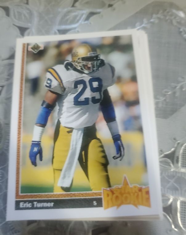1991 Upper Deck #23 Eric Turner Rookie — front