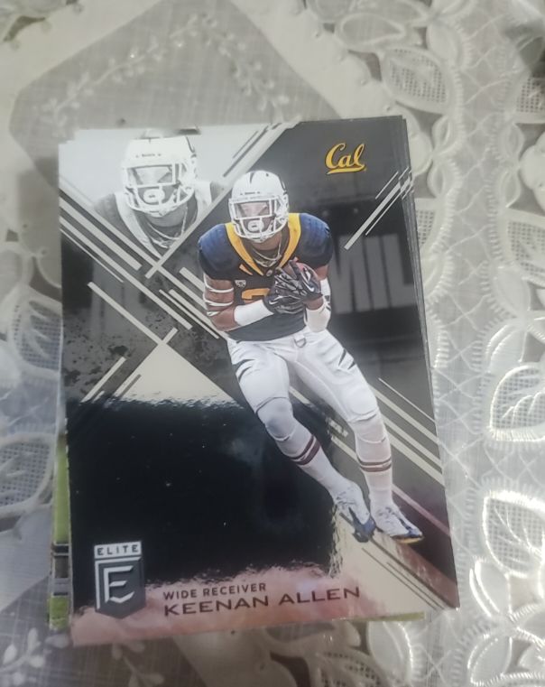 2017 Panini Elite Draft Picks #57 Keenan Allen — front