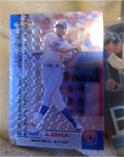 1999 Topps Finest #110 Vladimir Guerrero — front