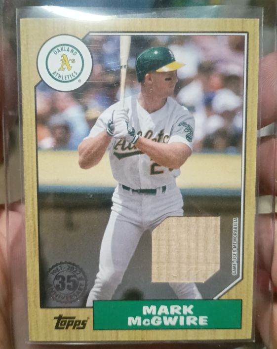 2022 Topps 1987 Baseball 35th Anniversary Relics #87R-MMC Mark McGwire — front