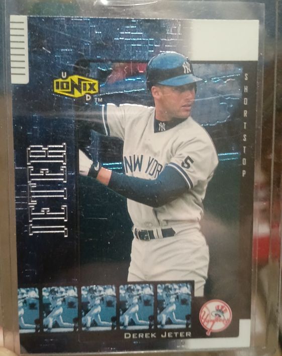 2000 Upper Deck Ionix #60 Derek Jeter — front