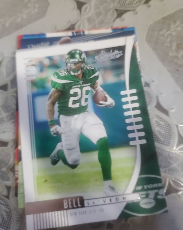 2019 Panini Absolute Football #11 Le'Veon Bell — front
