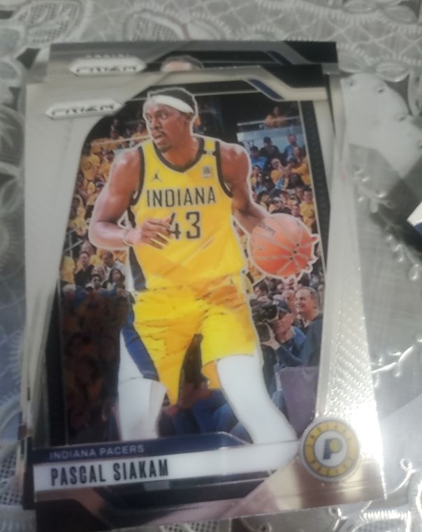 2024-25 Panini Prizm #62 Pascal Siakam — front