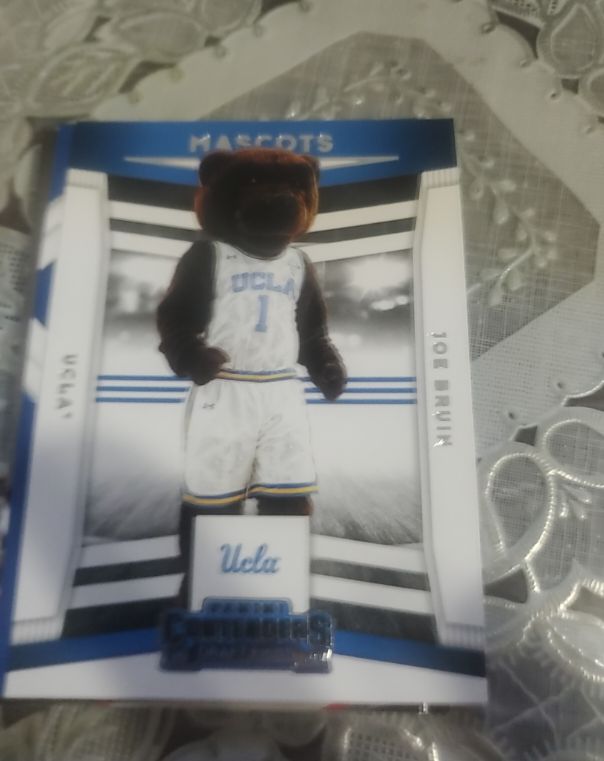 2020 Panini Contenders Draft Picks Mascots #13 Joe Bruin UCLA Bruins — front